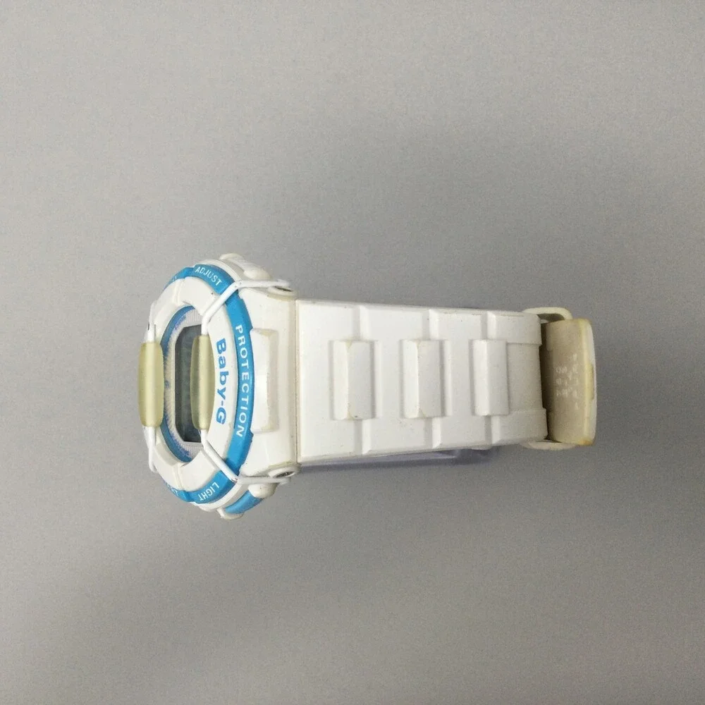 Casio Baby-G Watch Men 3212 BGD-120P 39mm White Blue Day Date New Battery